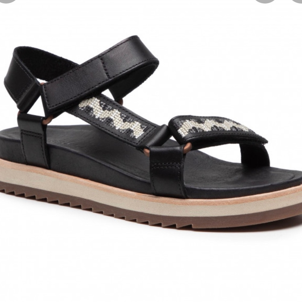 Merrill Alpine sandal size 9